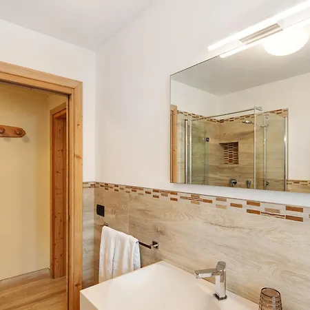 Casa Silvia 아파트 리비뇨