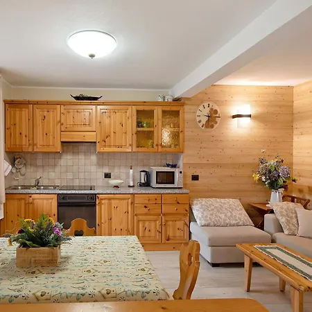 Casa Silvia 아파트 리비뇨